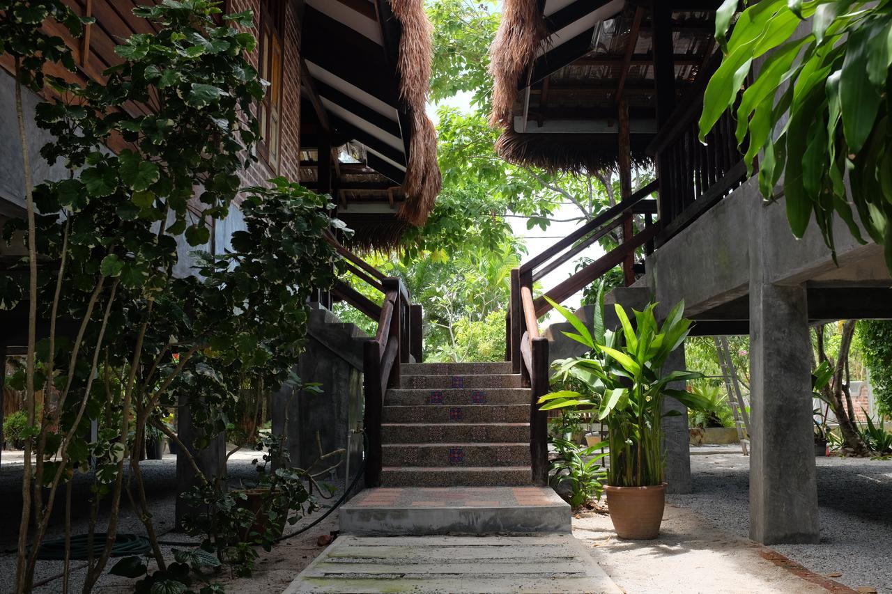 Panji Panji Tropical Wooden Home Pantai Cenang  Exterior foto